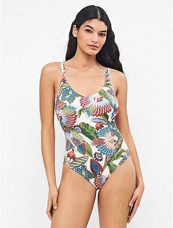 Bañador plus size sin aro con copa fija en tejidode piqué