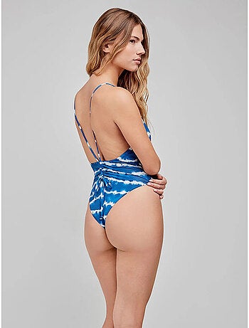 Bañador sin aro, con foam extraíble y estampado tie-dye