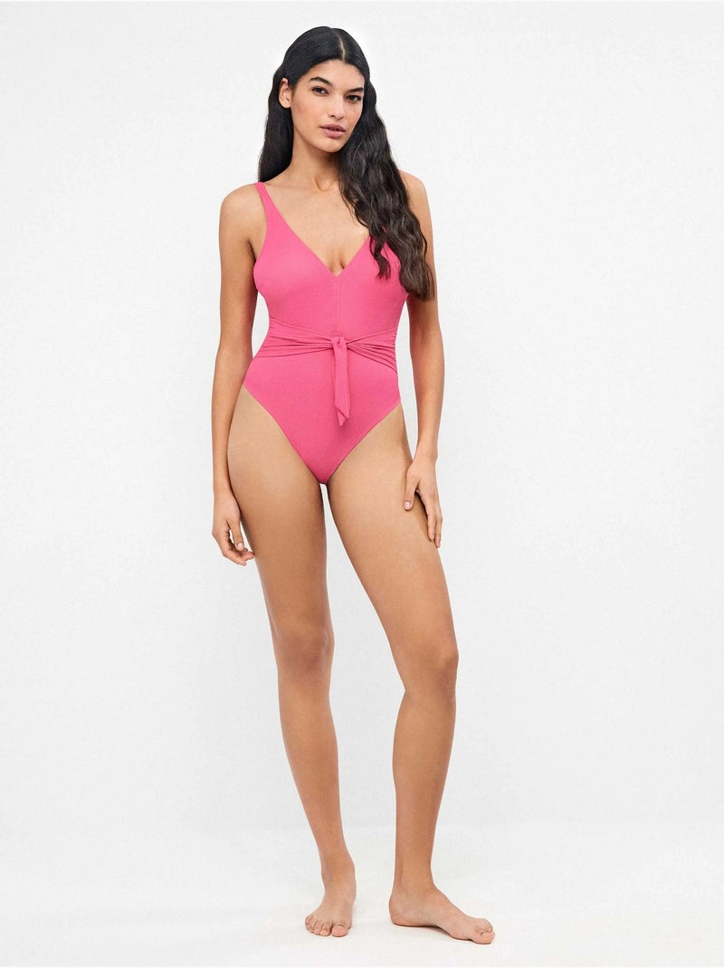 Bañador sin aro y con foam en tejido piqué con nudo en cintura Rosa - Kiabi