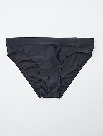 Bañador tipo slip liso con cintura elástica