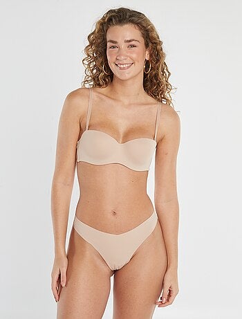 Bandeau invisible con copa preformada