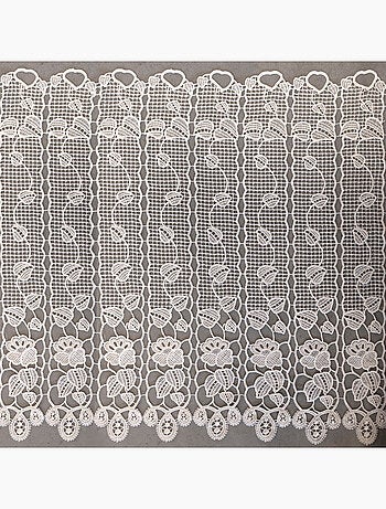 Barra de cortina de macramé calado con acabado festoneado