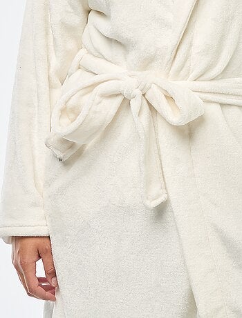 Bata lisa en tejido polar