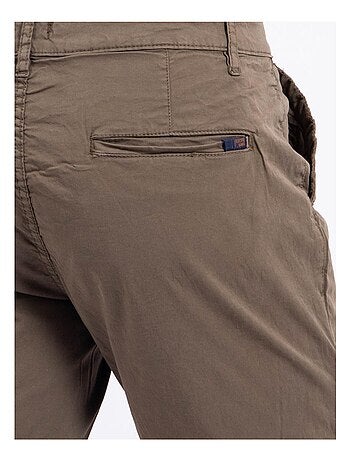 Bermuda chino BAZY