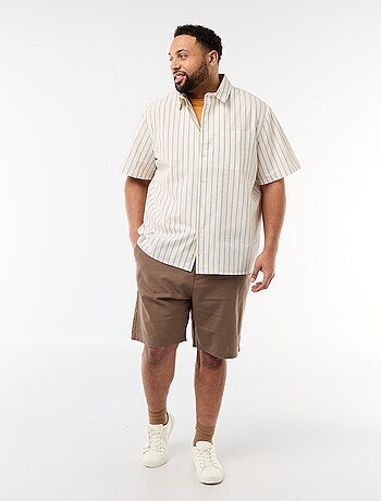 Bermuda chino con abertura abotonada + cremallera + cordones