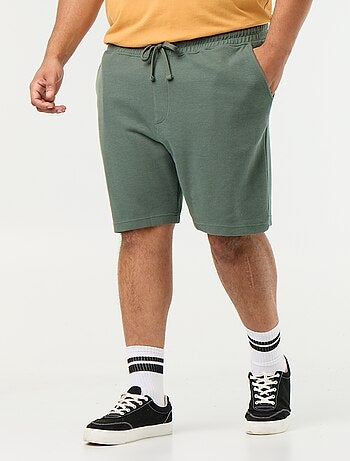 Bermuda chino con cintura elástica