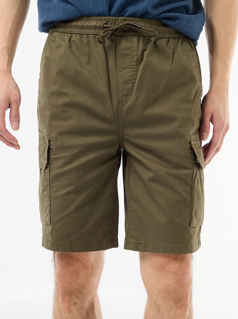 Bermuda chino en popelina con bolsillos con solapa Kaki - Kiabi