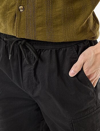 Bermuda chino en popelina con bolsillos con solapa