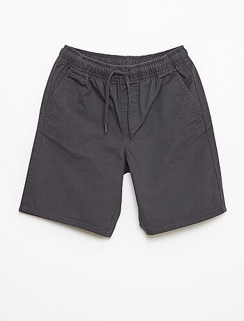Bermuda chino liso con cordones ajustables