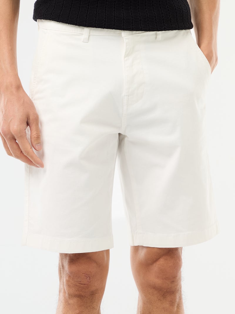 Bermuda chino liso en twill Blanco - Kiabi