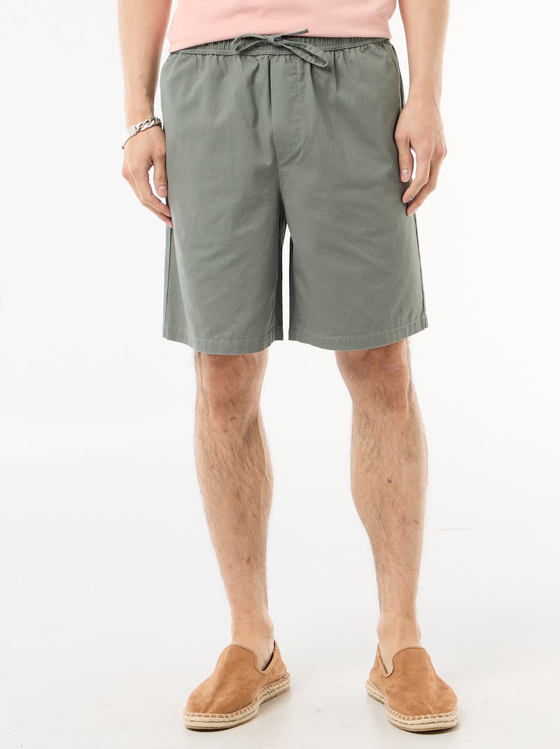 Bermuda chino liso Verde - Kiabi