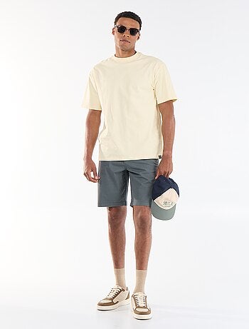 Bermuda chino liso