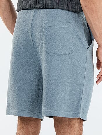 Bermuda con cintura elástica y cordones