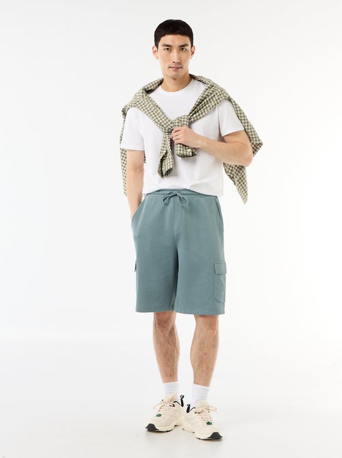 Bermuda de felpa ligera con bolsillos con solapa - Kiabi