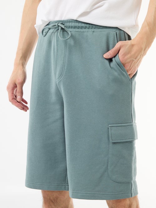 Bermuda de felpa ligera con bolsillos con solapa - Kiabi