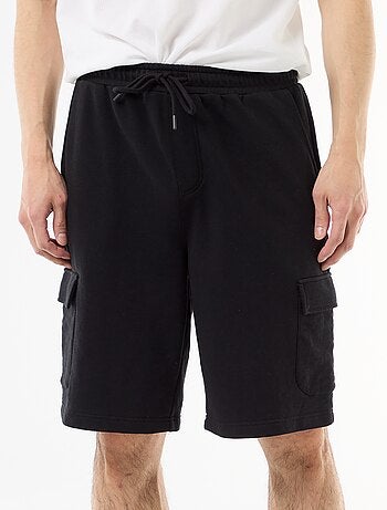 Bermuda de felpa ligera con bolsillos con solapa