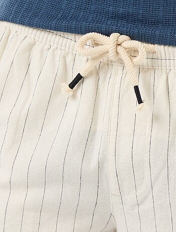 Bermuda de lino mezclado