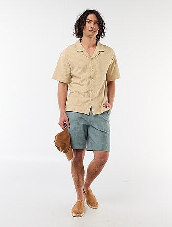 Bermuda de punto grueso liso