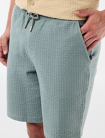 Bermuda de punto grueso liso