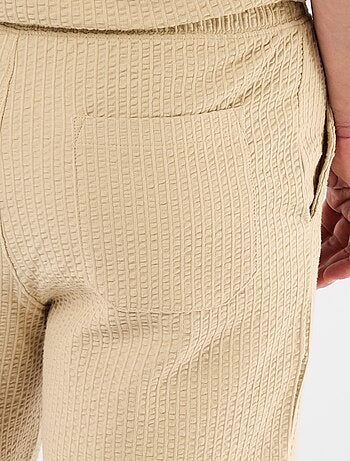 Bermuda de punto grueso liso