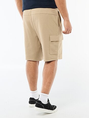 Bermuda de punto piqué con bolsillos de solapa