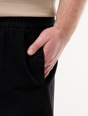 Bermuda de twill con cordones ajustables