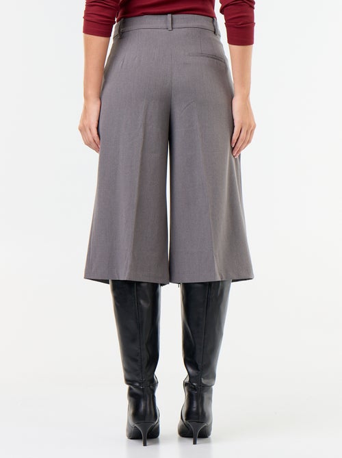 Bermuda larga corte chino - Kiabi