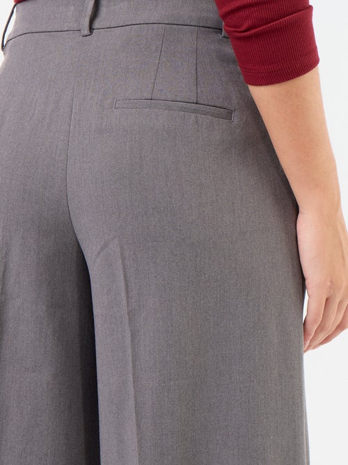 Bermuda larga corte chino - Kiabi