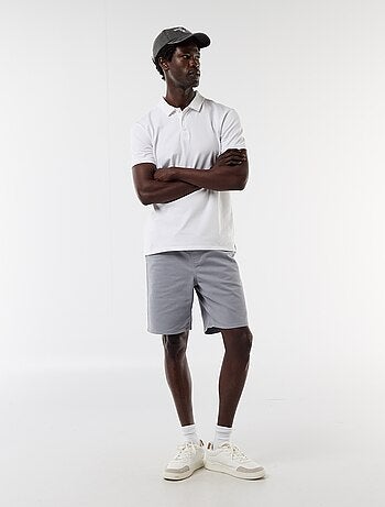 Bermuda ligera con cordones ajustables