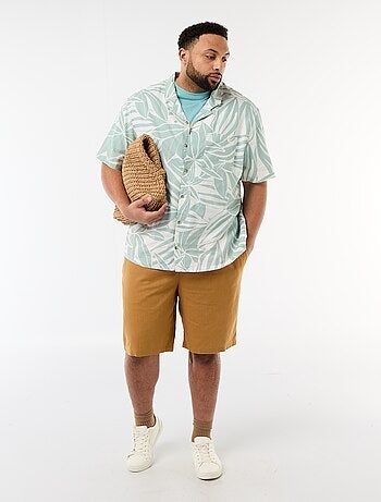 Bermuda ligero liso con 4 bolsillos