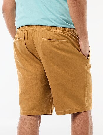 Bermuda ligero liso con 4 bolsillos