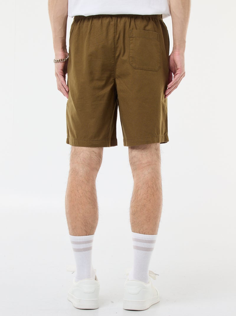 Bermuda liso de algodón y lino Verde - Kiabi