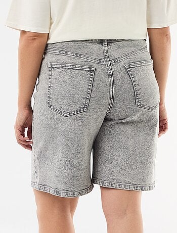 Bermuda vaquera de tiro alto