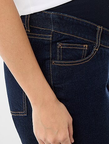 Bermuda vaquero de tiro alto de maternidad