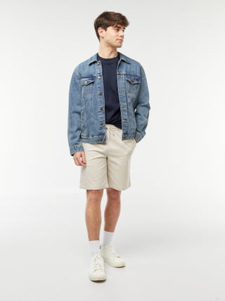 Bermudas chic con corte recto