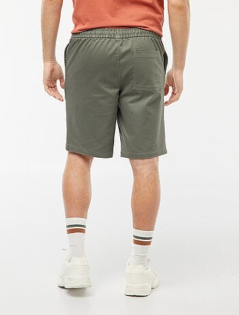 Bermudas chic con corte recto