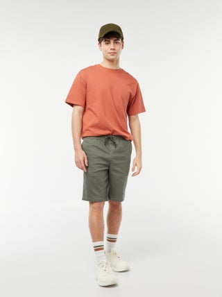 Bermudas chic con corte recto