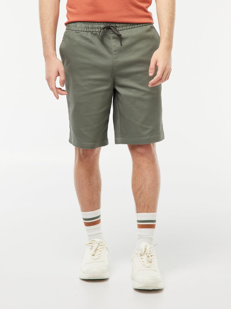 Bermudas chic con corte recto VERDE - Kiabi