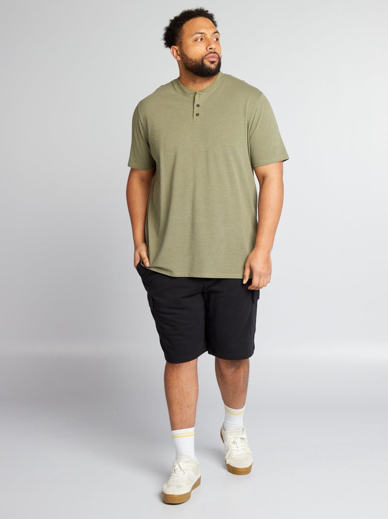 Bermudas con bolsillos con solapa negro - Kiabi