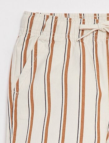 Bermudas con cintura elástica