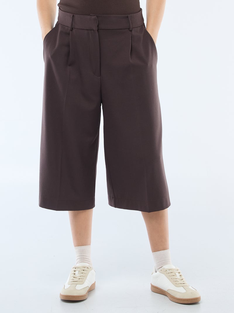Bermudas con pinzas de tiro alto Marron - Kiabi