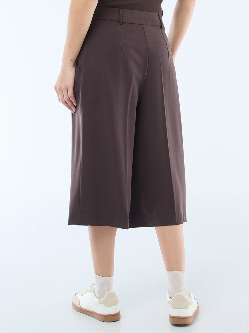 Bermudas con pinzas de tiro alto Marron - Kiabi