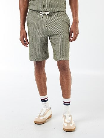 Bermudas de tejido tipo crespón de rayas