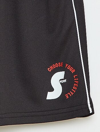 Bermudas deportivas ligeras con bolsillos