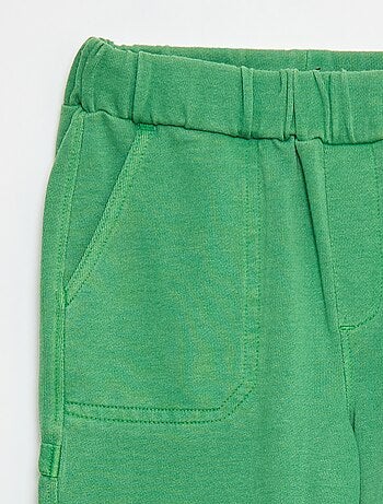 Bermudas fluidas de chándal