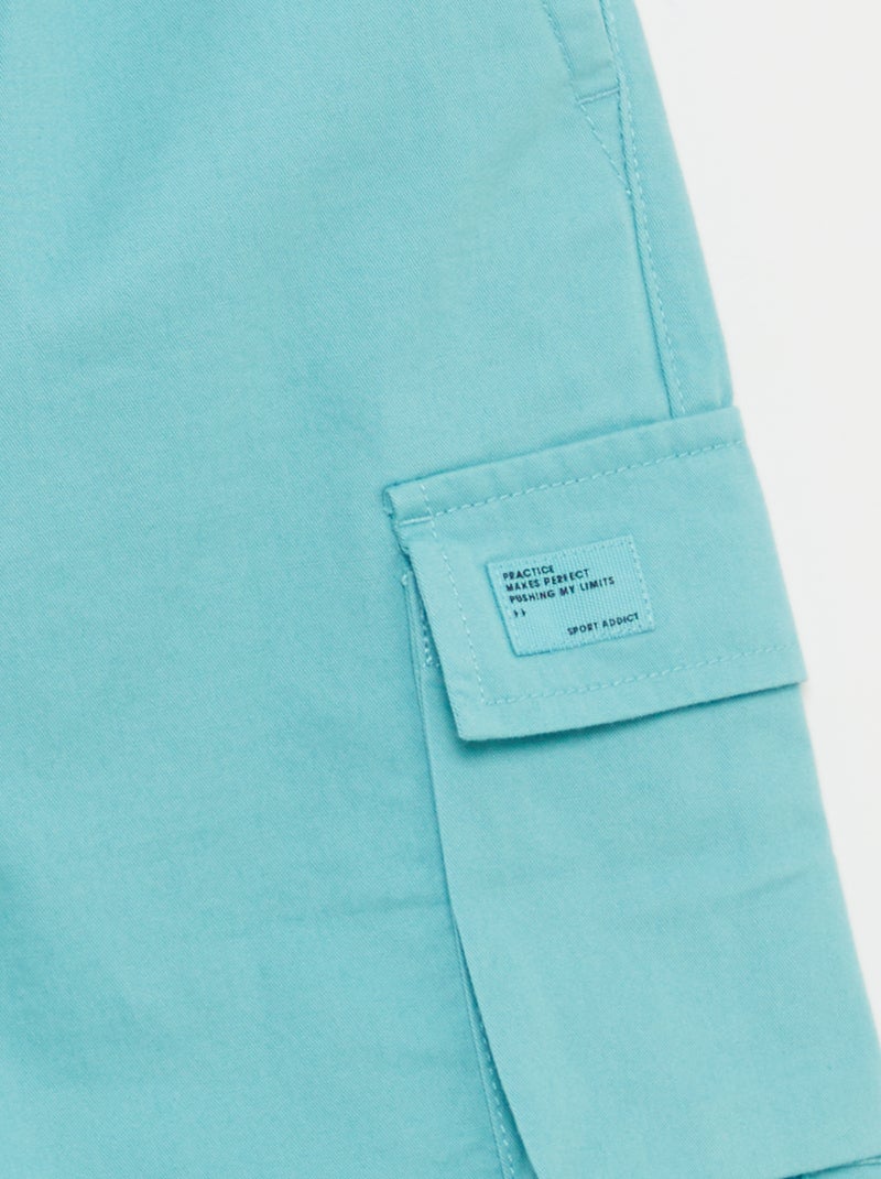 Bermudas lisas con bolsillos con solapa AZUL - Kiabi