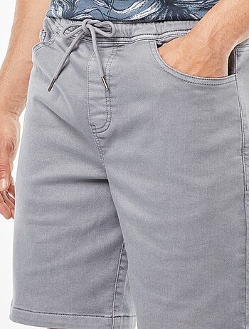 Bermudas lisas con cintura elástica y cordones ajustables