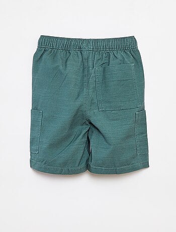 Bermudas lisas de sarga con bolsillos