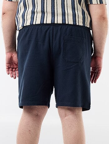 Bermudas lisas en dobby