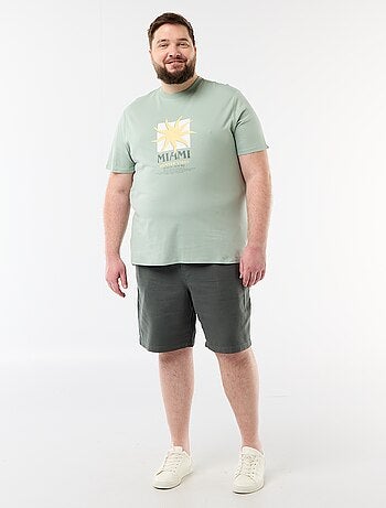 Bermudas lisas en dobby